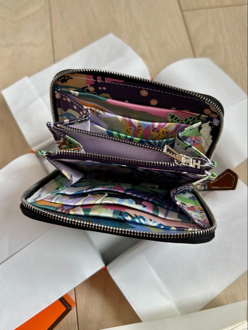 HERMES シルクインコンパクト2025年Ｋ刻印【新品・未使用品】