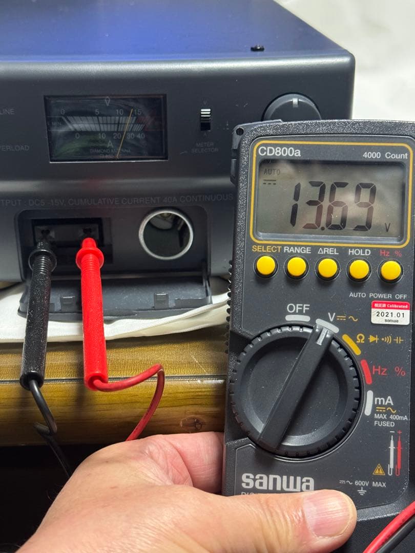 ダイヤモンドアンテナ　スイッチング安定化電源　４０アンペア GZV4000