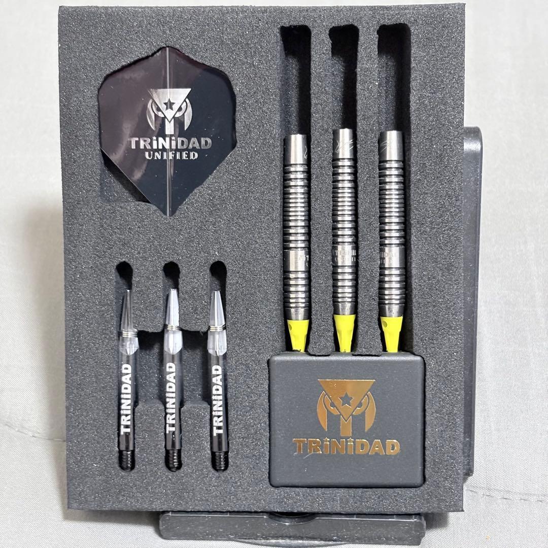 美品　TRiNiDAD 松吉輝宗モデル レイジーゼロ　エスダーツ限定