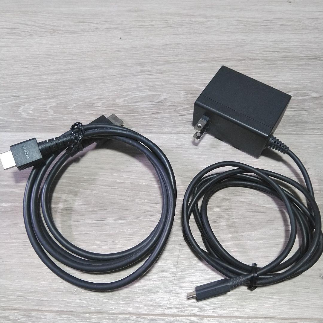 Nintendo Switch 本体 256GB microSDカード付きです。