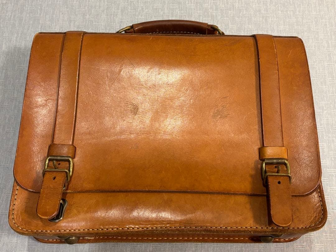 HERZ クラシックな2本ベルト・2wayブリーフケース