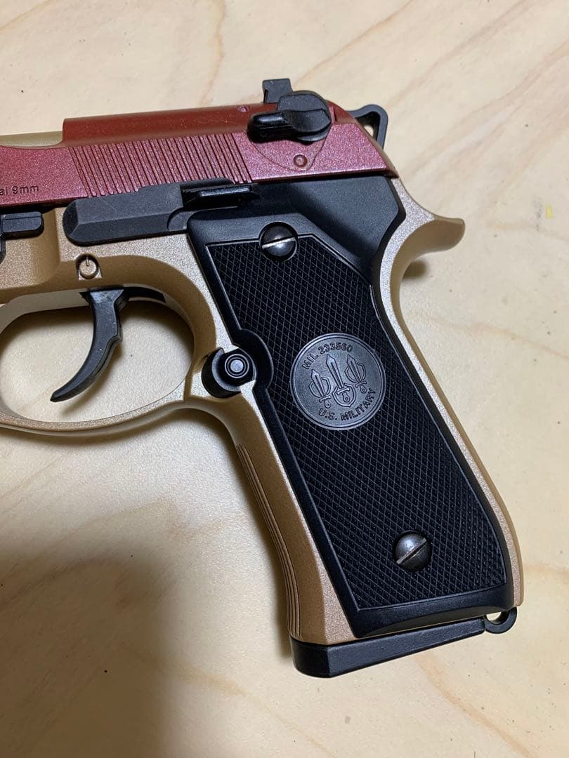 東京マルイM92Fタクティカルマスター　ガスブローバック　塗装品