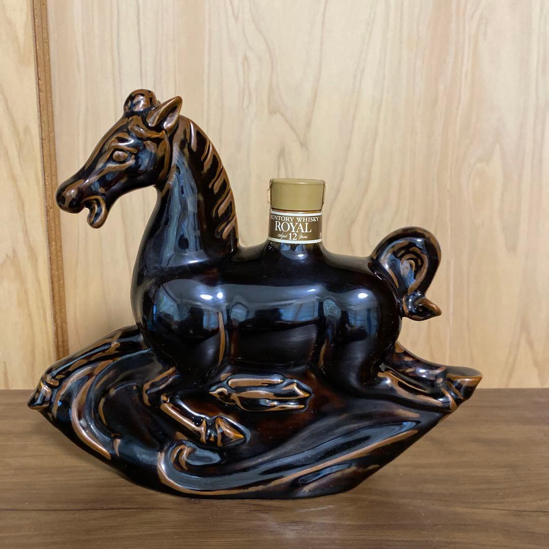 サントリー　ローヤル １２年　未開封　干支ボトル　馬 午　2002年 加藤工芸