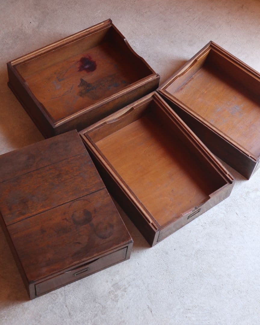 A4収納・セパレート可能な楢(ナラ)の4杯小引き出し