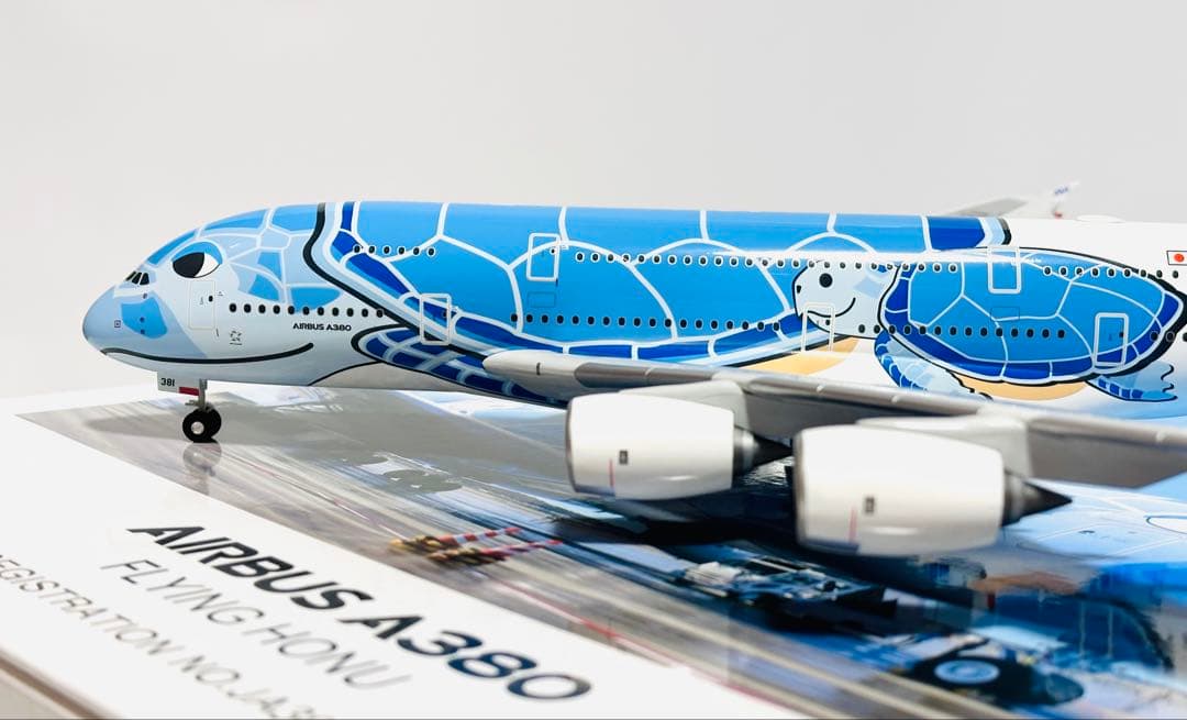 全日空商事 1/200 ANA エアバスA380 フライングホヌ
