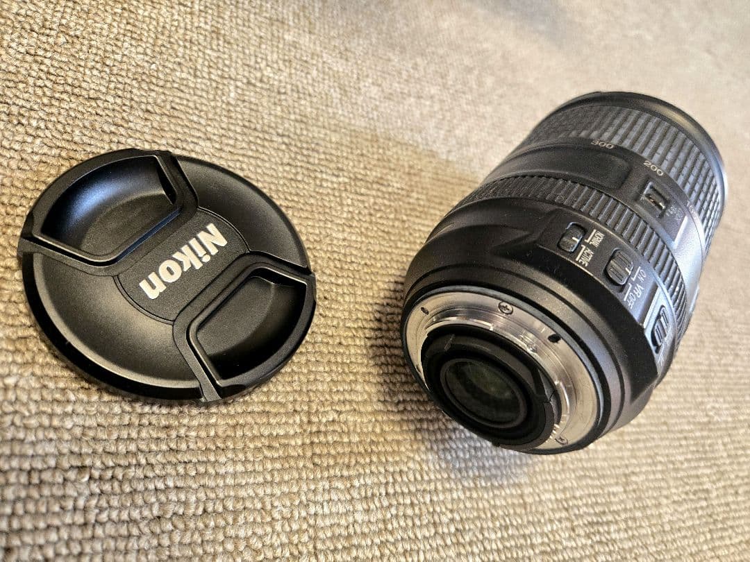 ニコン AF-S DX NIKKOR 518-300m