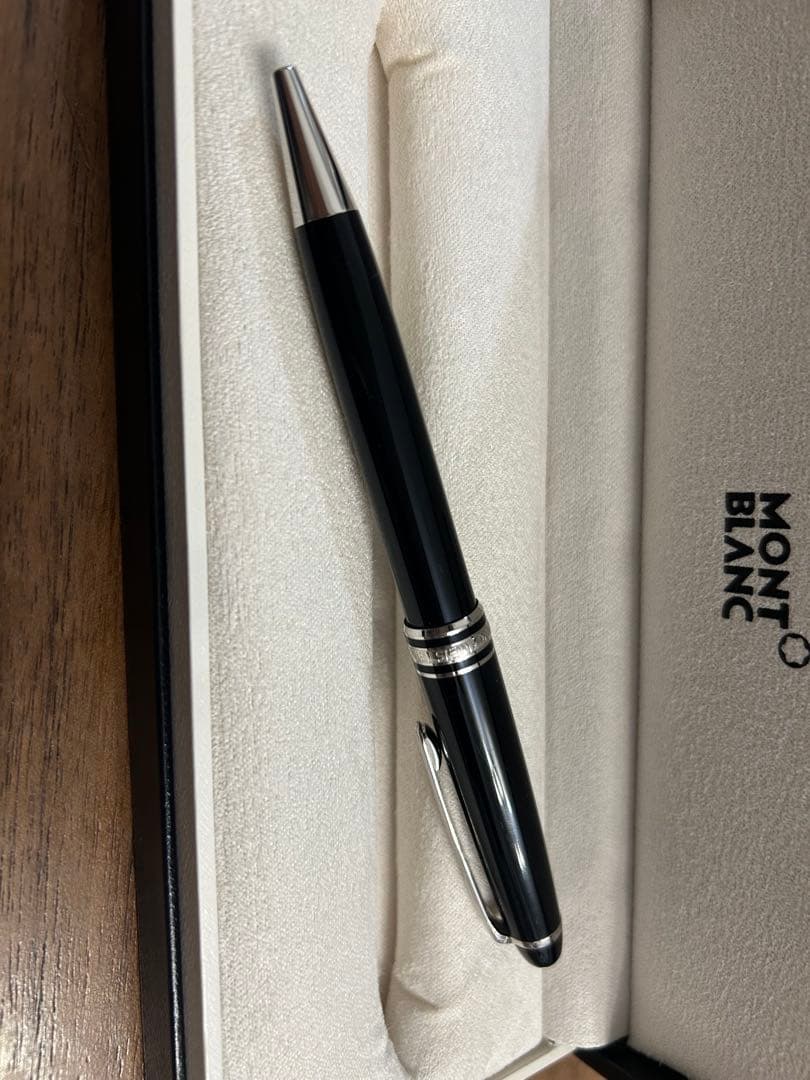 未使用　MONT BLANC ブラックボールペン 本体　プラチナ　クラシック
