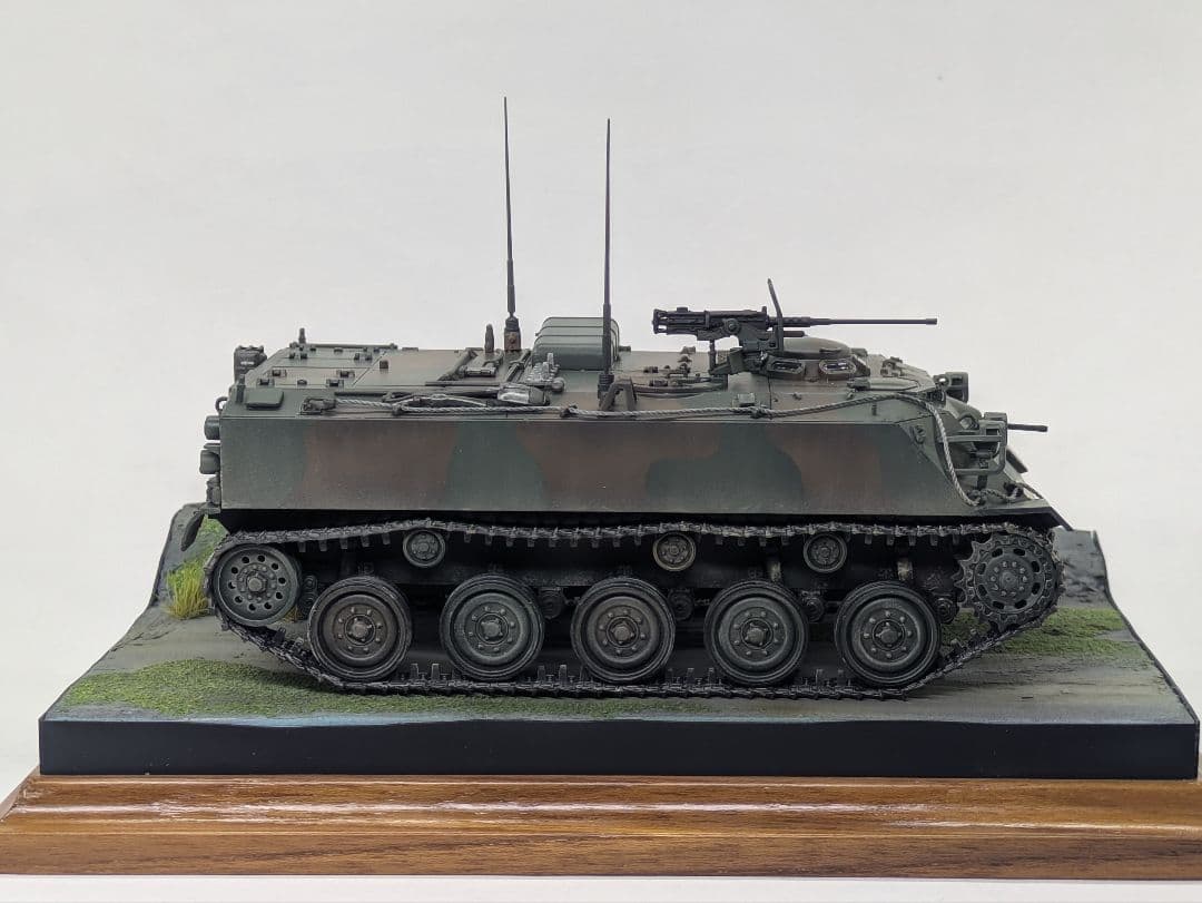 1/35 陸上自衛隊60式装甲車 プラモデル完成品