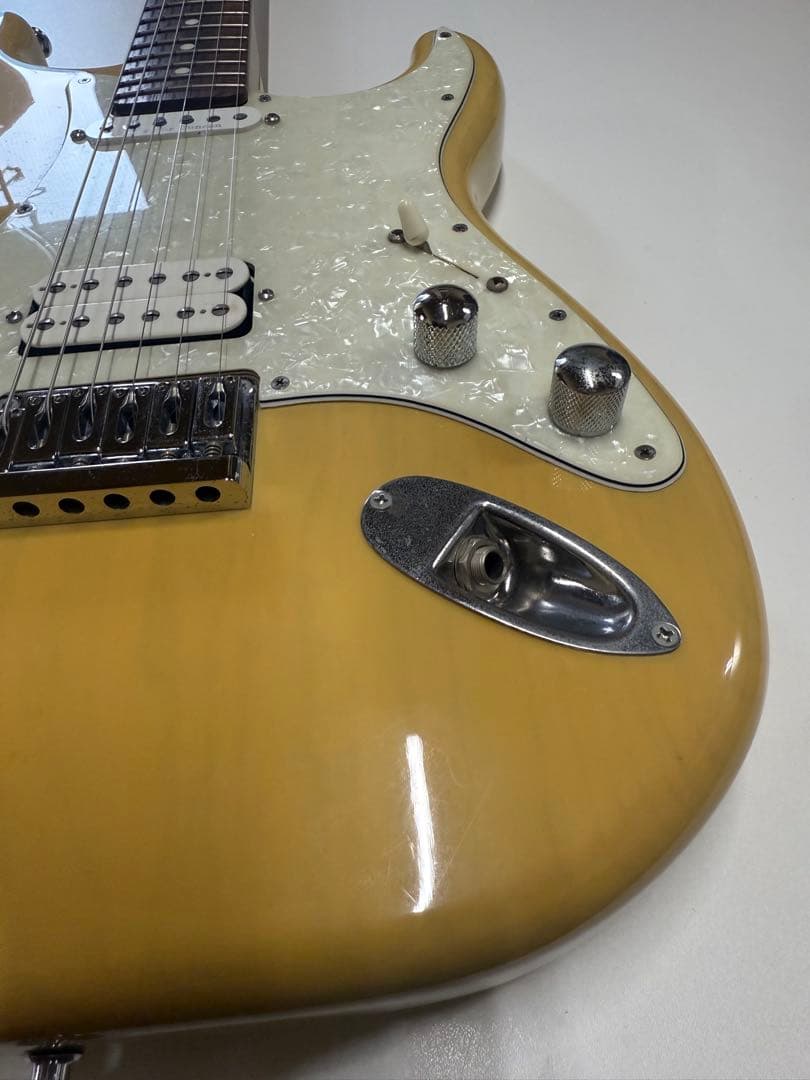 ESP momose 2ピックアップ（ダンカン、suhr)ストラト