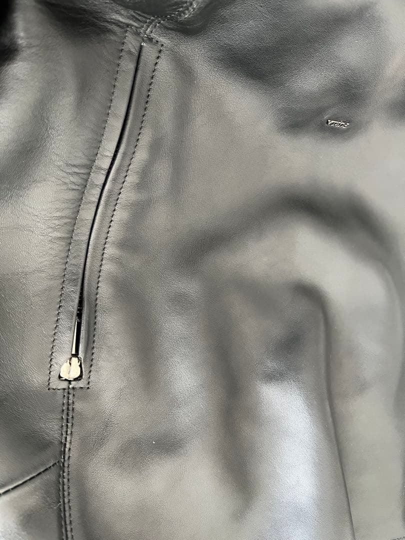 FURLA 黒 レザーハンドバッグ