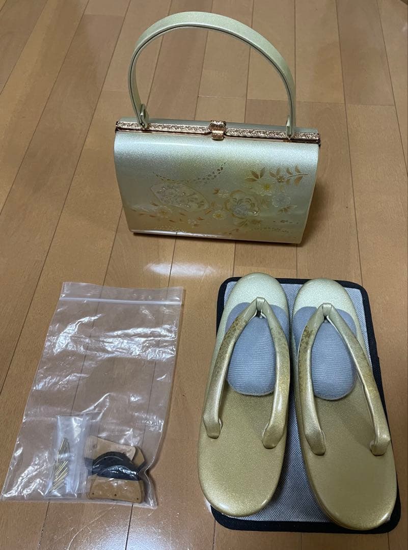 金鷲（キンワシ）印の草履とバッグのセット