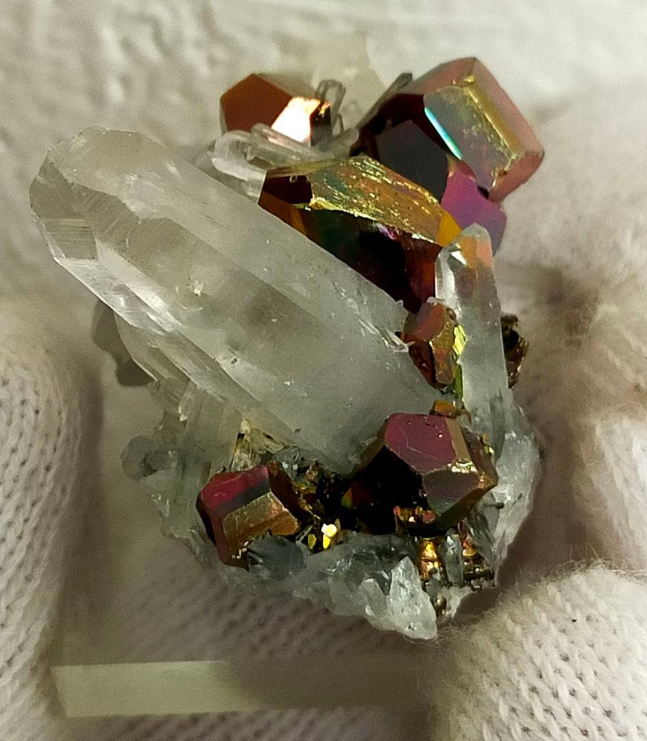 t*n様 【コレクター向】レインボーパイライト　水晶クラスター　パイライトインク