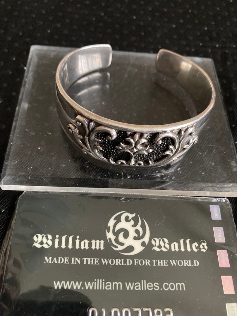 廃盤ウィリアムウォレスシルバー925スティングレイクロスバングル