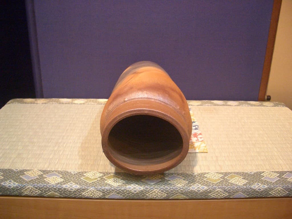 南蛮焼　清水楽山作　花生　無傷　共箱　古物。