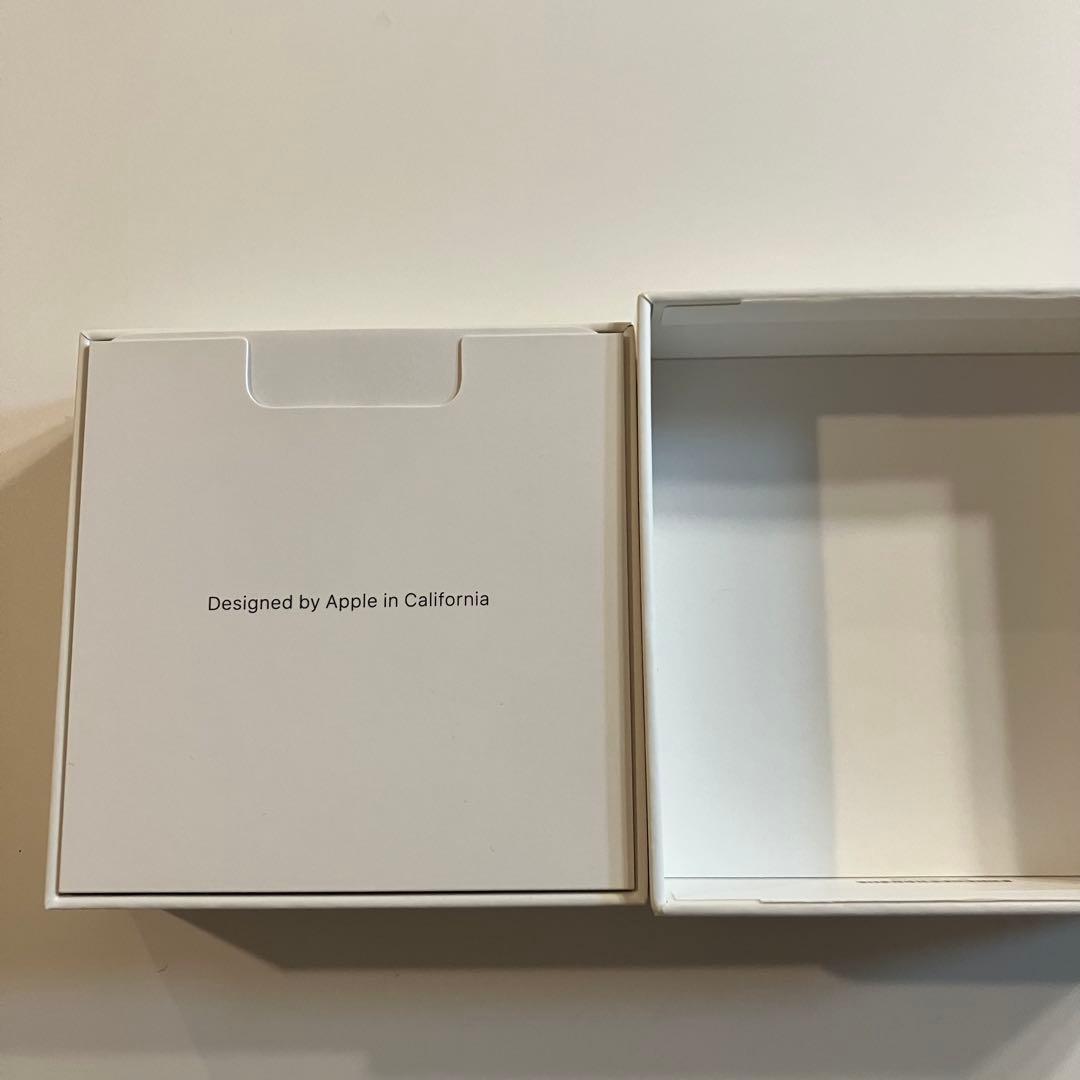美品　Apple AirPods 第三世代　MME73J/A