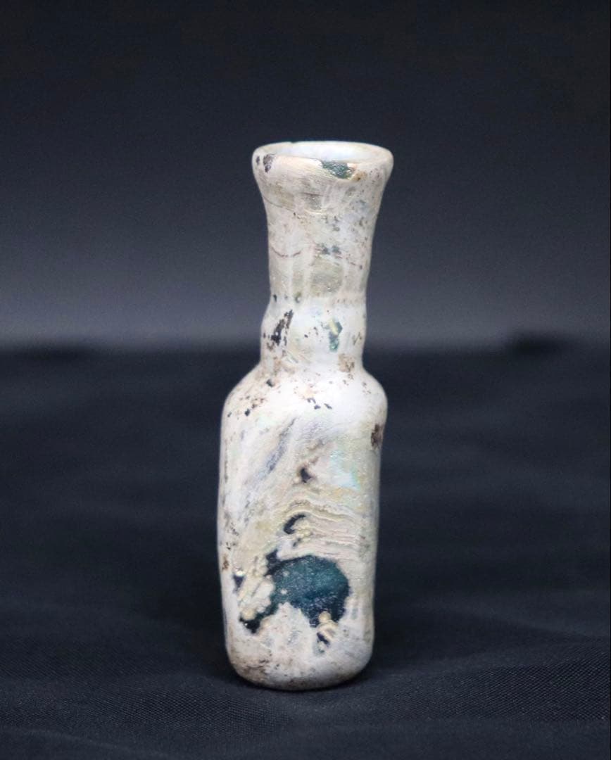 ローマンガラス　小瓶①　香水瓶　送料込み1223