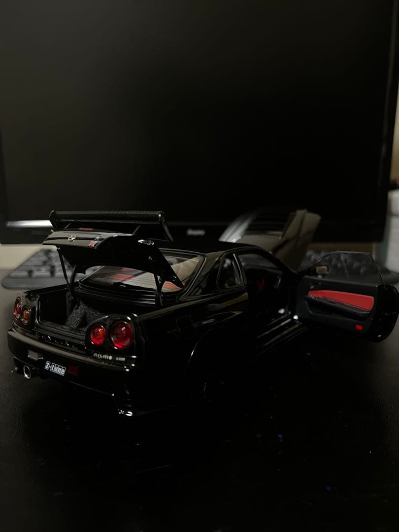 ミニカー Auto art 1/18 NISMO R34 GT-R Z-tune