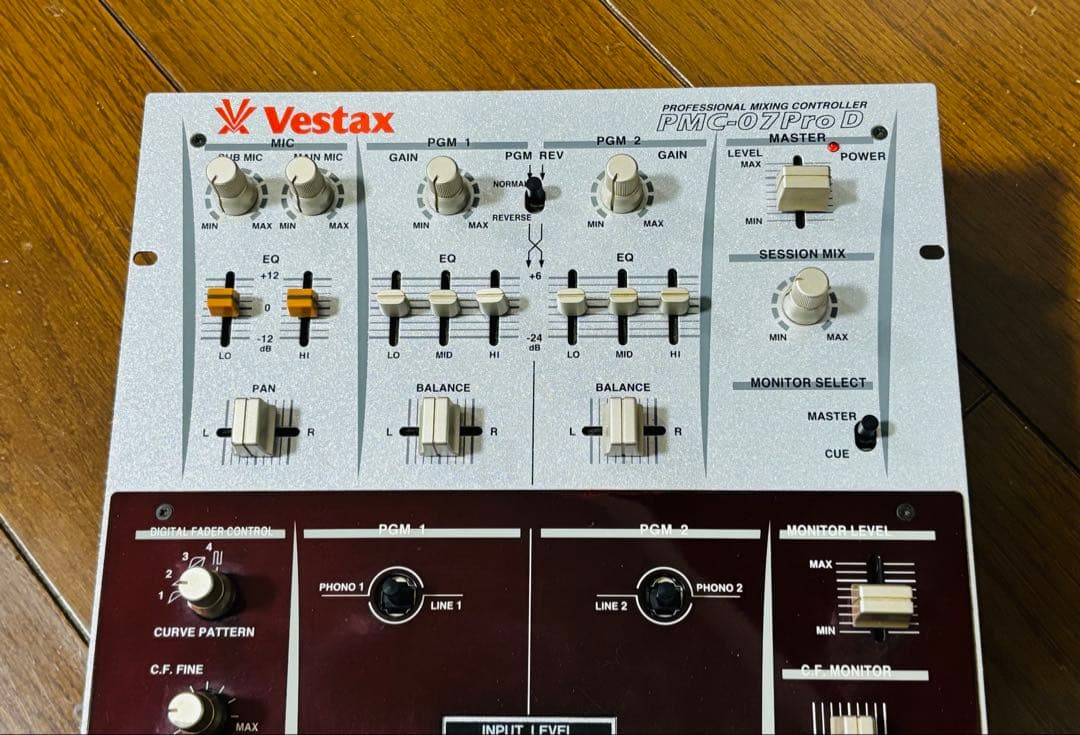 Vestax DJミキサー　PMC-07pro D