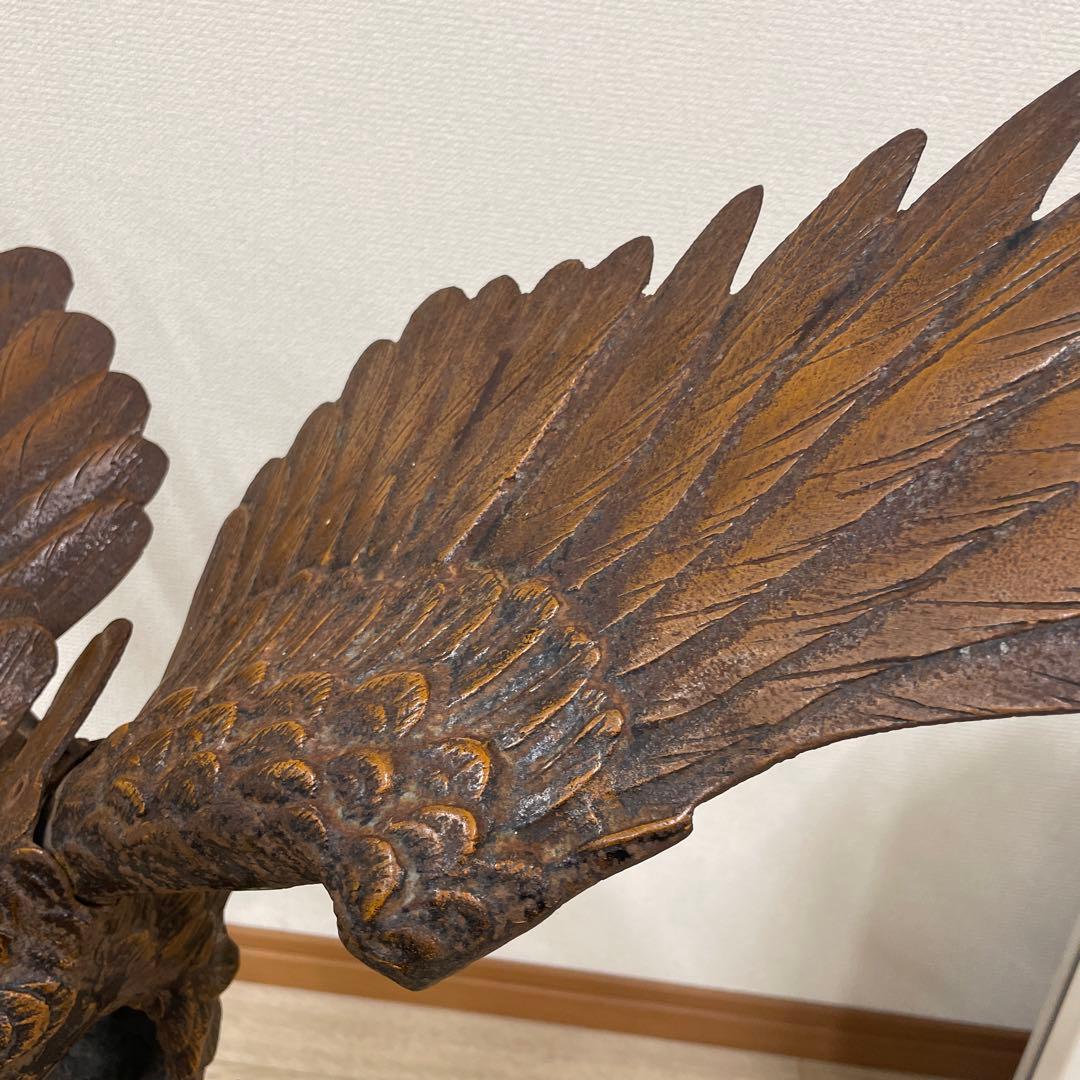 鷹　松　松の木　鳥　ブロンズ　鉄製品　鉄製　銅彫金　彫刻　鳥　アンティーク 金運