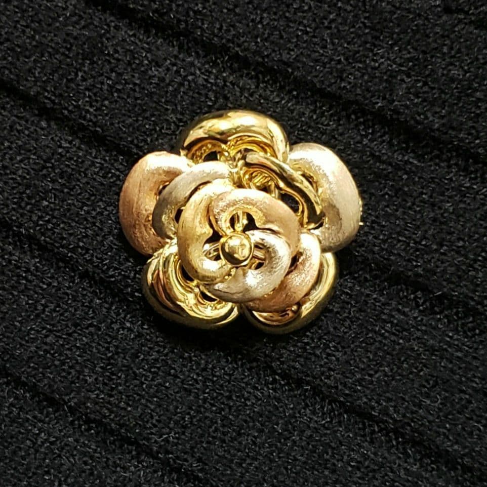 最安値 大ぶり K18ペンダントトップ 兼ブローチ ITALY 750