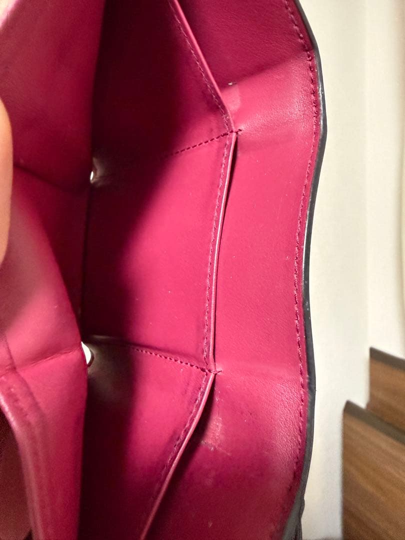 美*様 PRADA 三つ折り財布 ブラック