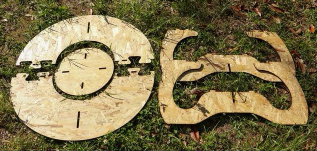 七輪が入れられるドーナツテーブル　ゼロデイ　ヘキサテーブル