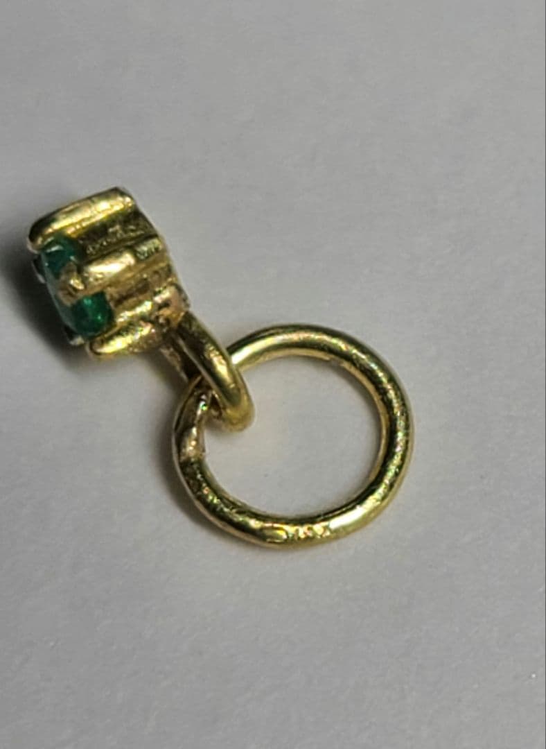 ネオンブルーのお星さま!!★バターリャパライバトルマリンペンダントトップ18金★