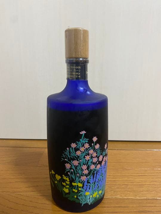 サントリー クレスト 12年 秋の花 限定ボトル 600ｍｌ
