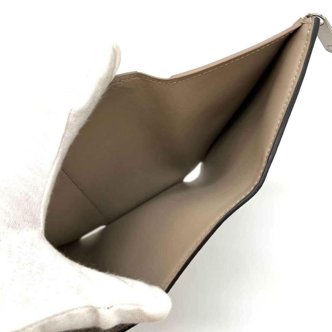 週末セール‼️ルイヴィトン ポルトフォイユ ヴィクトリーヌ マヒナ M82680