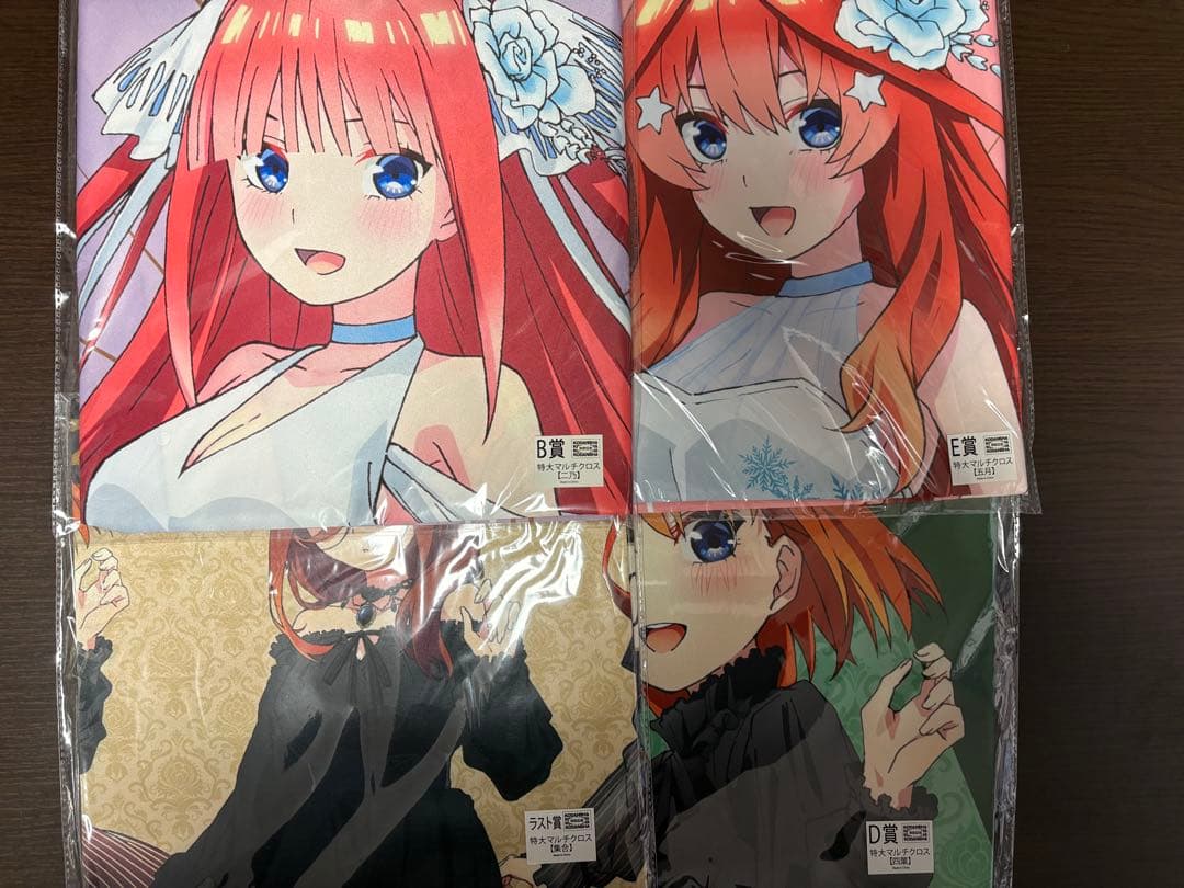 五等分の花嫁、カノカリ、ホロライブ、にじさんじ、ぼざろ、リゼロまとめ売り