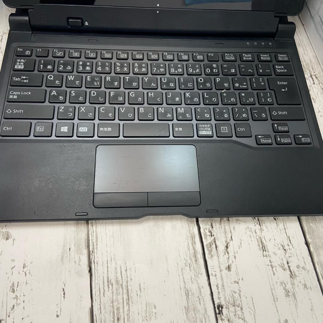 美品 i5 第8世代 富士通 タブレットノートPC Win11 Office