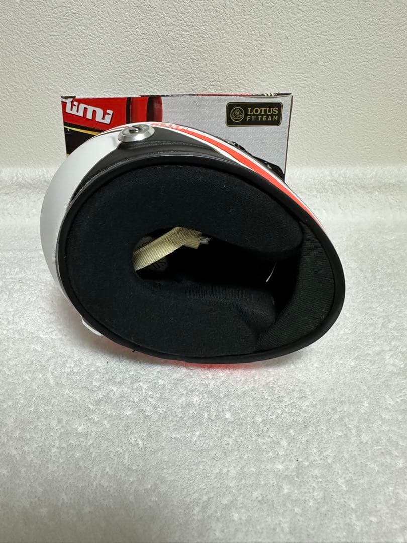 【直筆サイン】キミ ライコネン 1/2 ヘルメット②