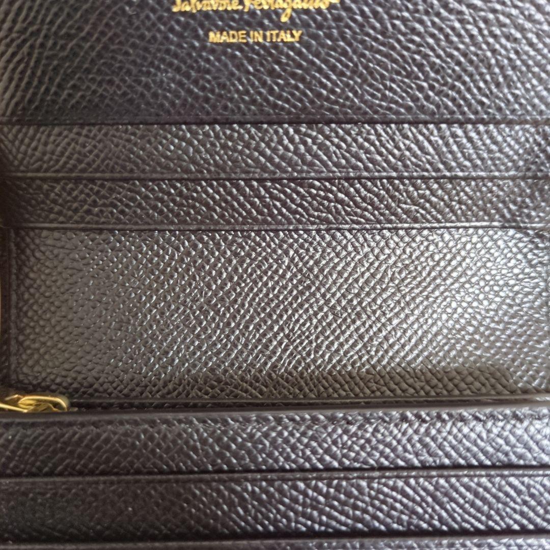 Salvatore Ferragamo ブラック 二つ折り財布