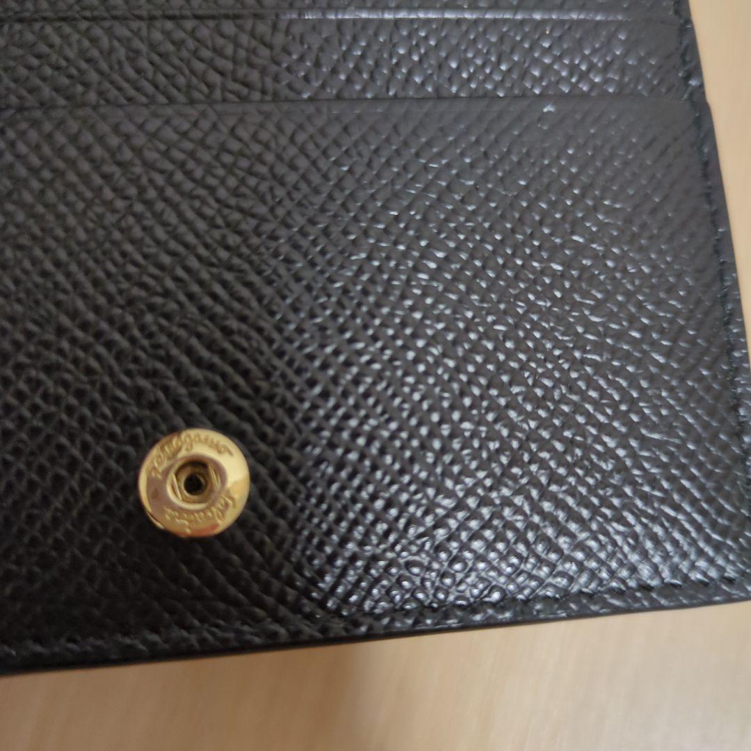 Salvatore Ferragamo ブラック 二つ折り財布