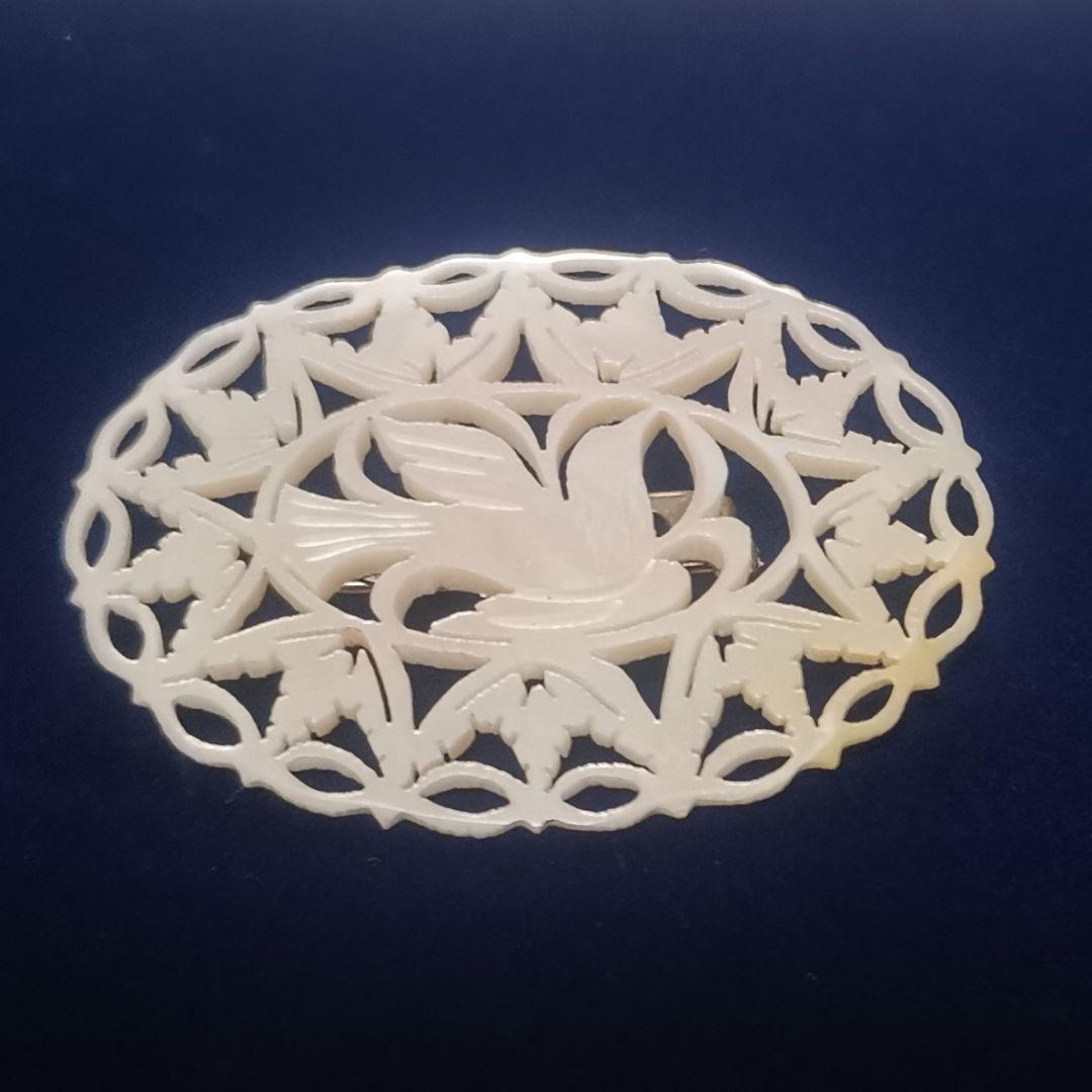 ヴィンテージベツレヘムパール　鳩のブローチ　オーバル