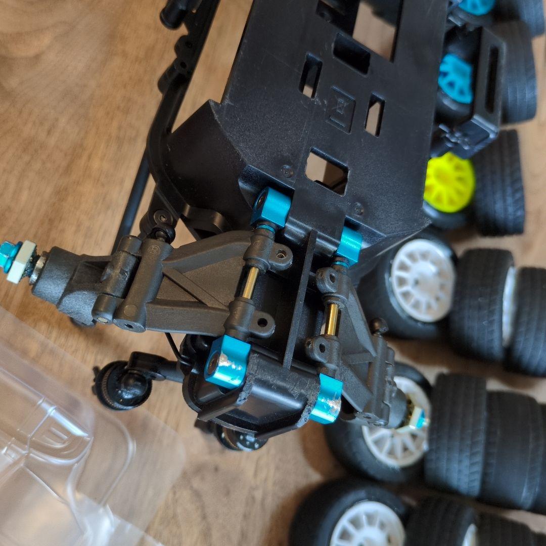 タミヤ M07ほぼR仕様 ヤリス軽量ボディ 60Dタイヤ スプリング各種