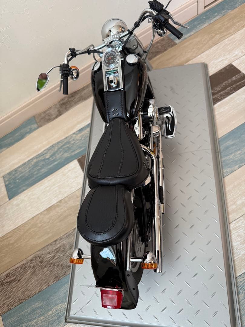 FLSTF FAT BOY レアなドール2体付き