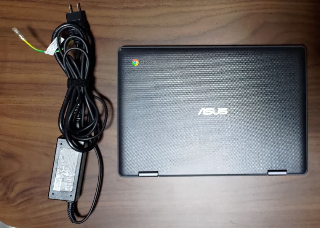 Chromebook本体 ASUS Chromebook Flip C214M