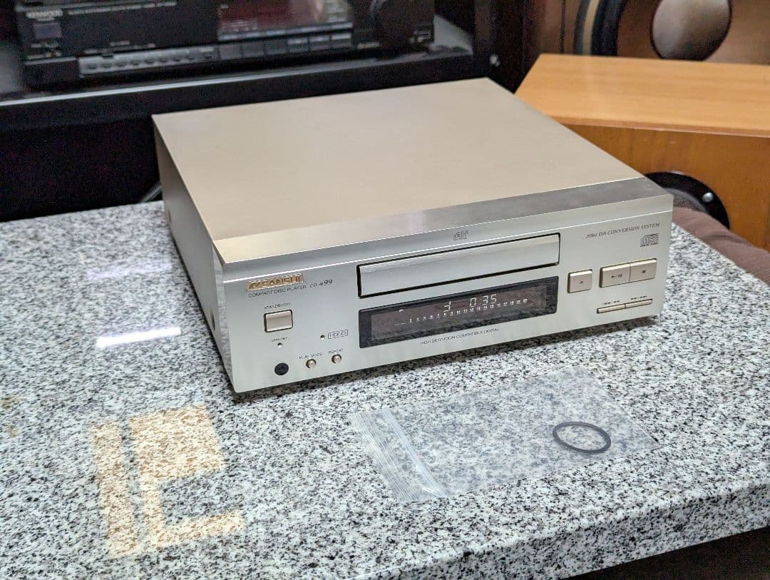 SANSUI　CD-α99 CDプレイヤー トレーベルト新品交換済み！