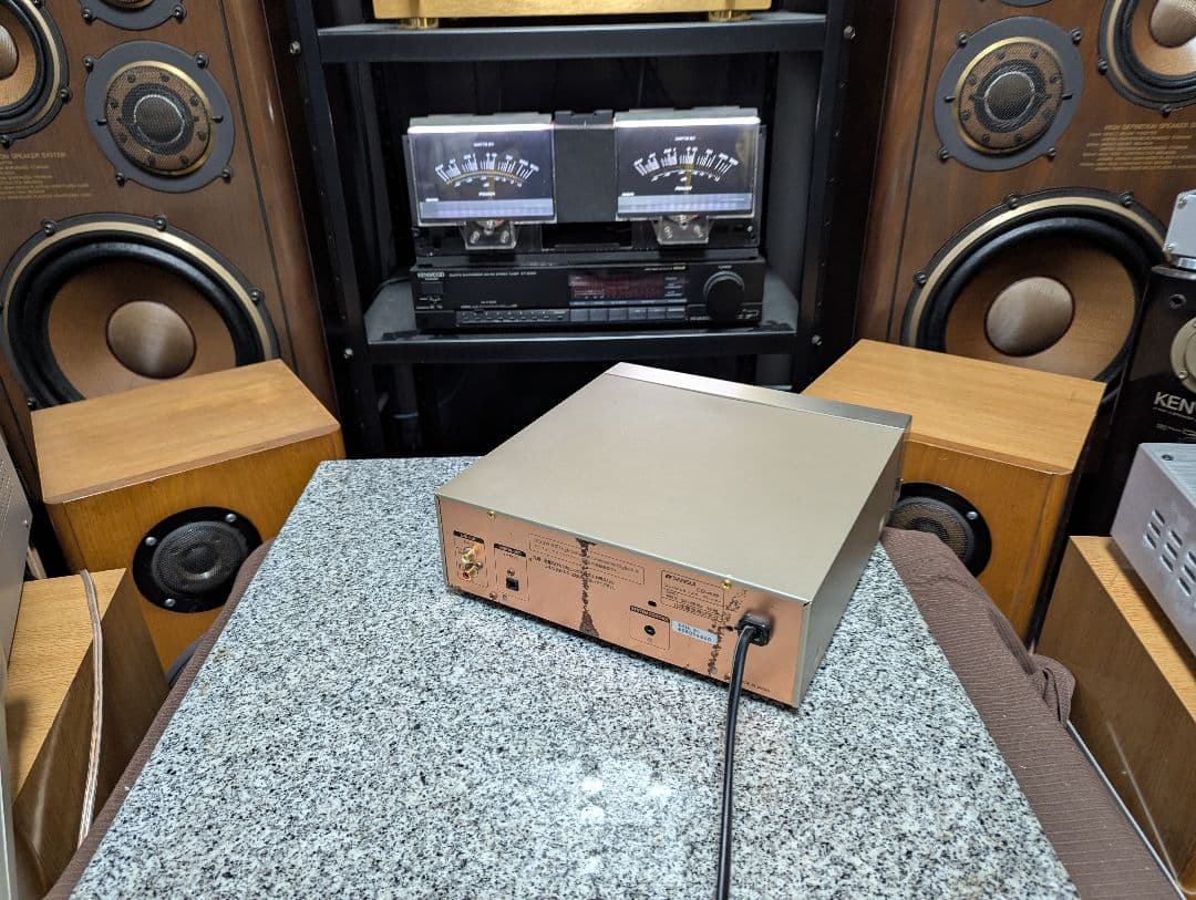 SANSUI　CD-α99 CDプレイヤー トレーベルト新品交換済み！