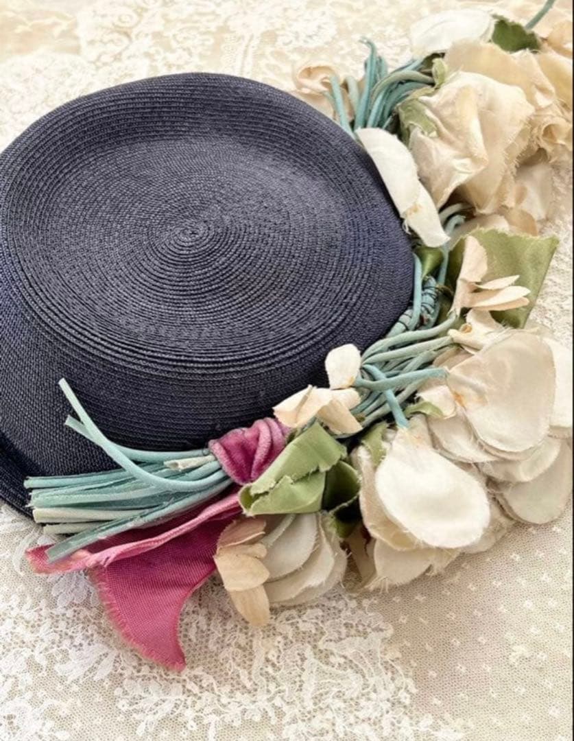 アンティークヴィンテージハットエクリュ 布花コサージュ帽子ドレスディスプレイ