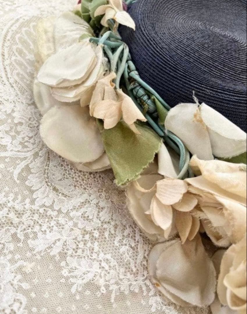 アンティークヴィンテージハットエクリュ 布花コサージュ帽子ドレスディスプレイ