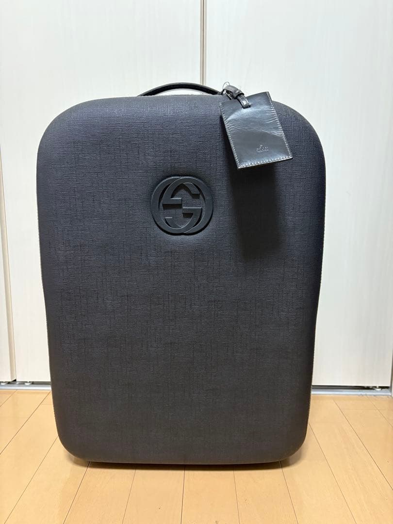 GUCCI ブラック キャリーケース