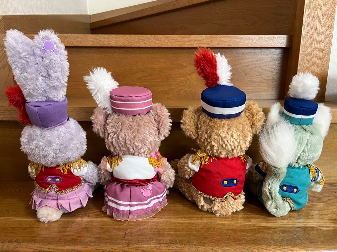ダッフィー好き必見！！！ダッフィーとフレンズ ぬいぐるみ 4体セット 特別衣装