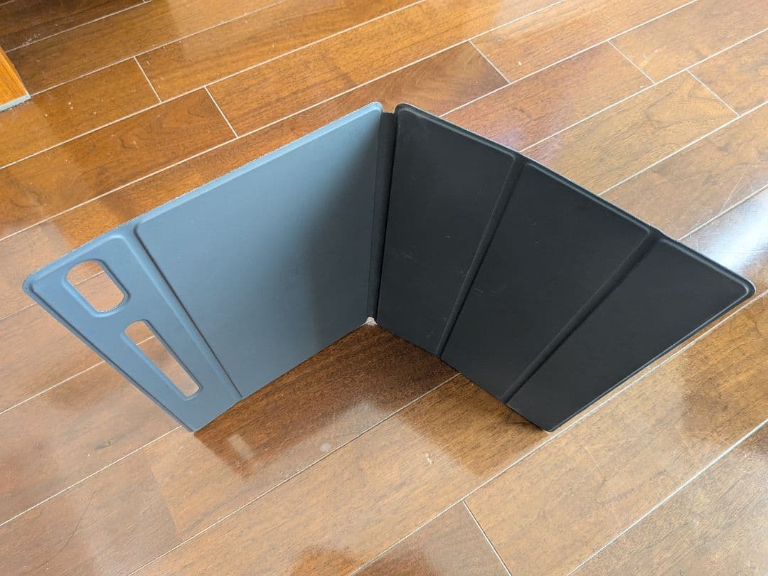 利用少な目の美品 NEC LAVIE T14本体＋12,000円相当の付属品付