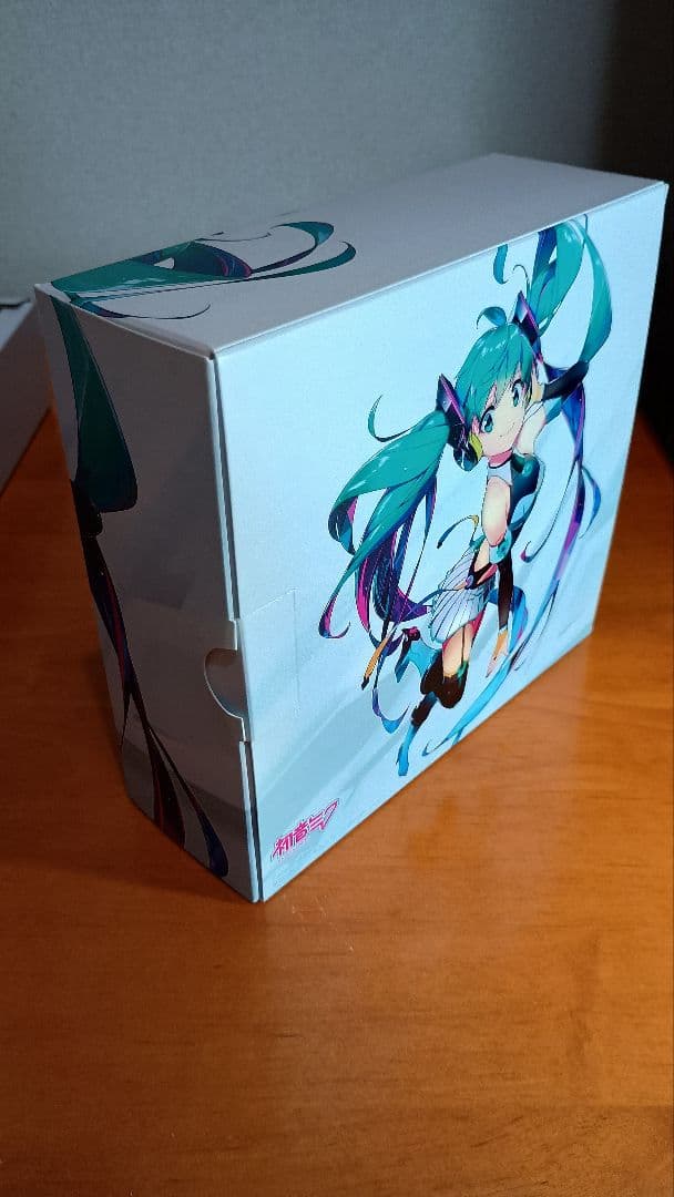 (送料無料) [要商品内容確認] ウォークマンSシリーズ 初音ミク モデル 中古