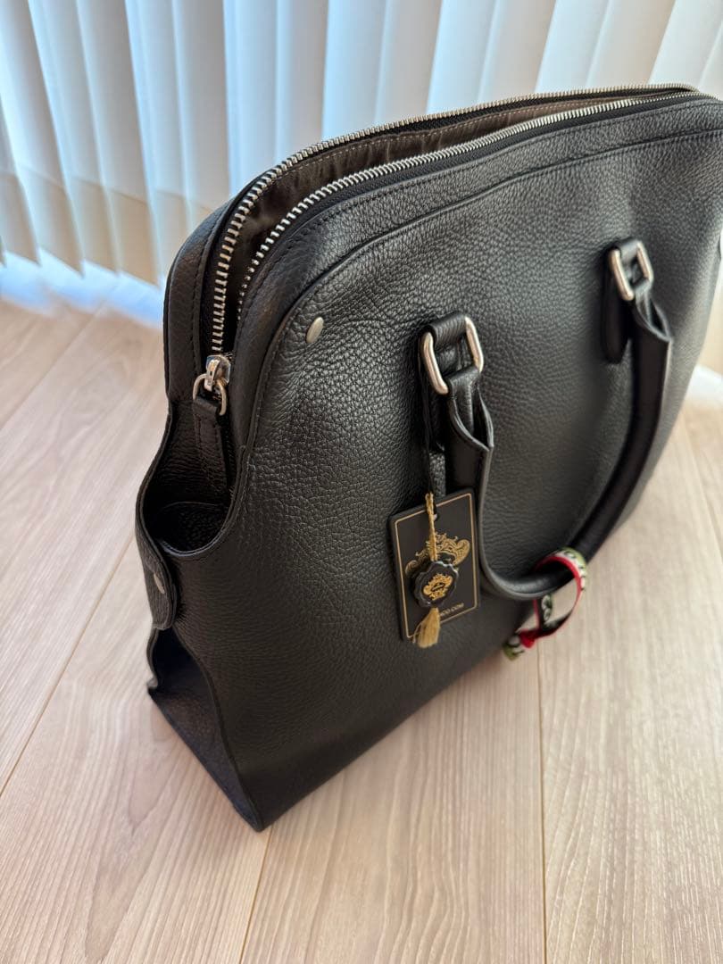 ［新品未使用］Orobiancoオロビアンコ　ビジネスバッグ　ブラックレザー　黒