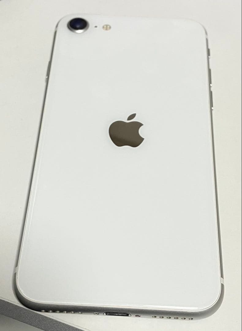iPhone SE 第2世代 ホワイト
