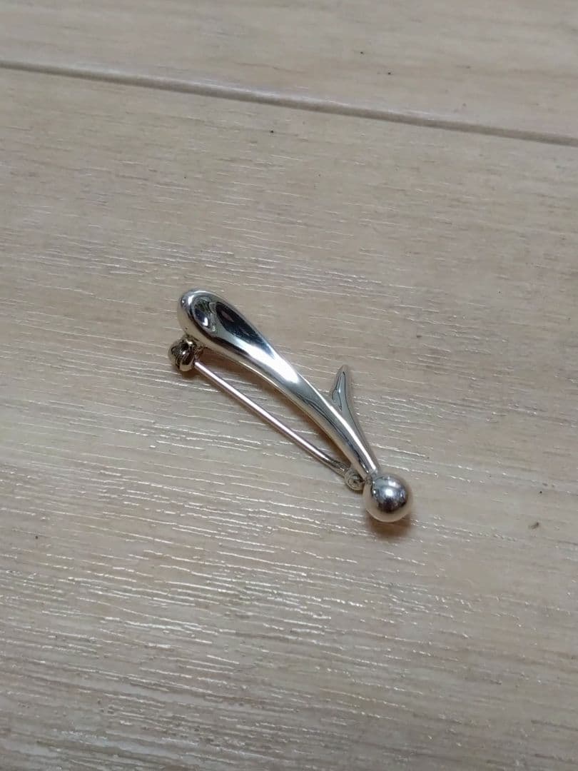 Tiffany＆Co ティファニー イニシャルブローチ アルファベット i