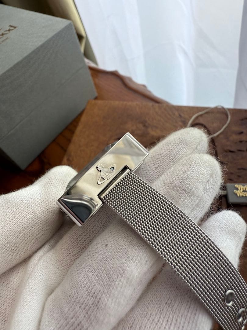 お箱付VivienneWestwood オーブ/クリスタルキューブウォッチ